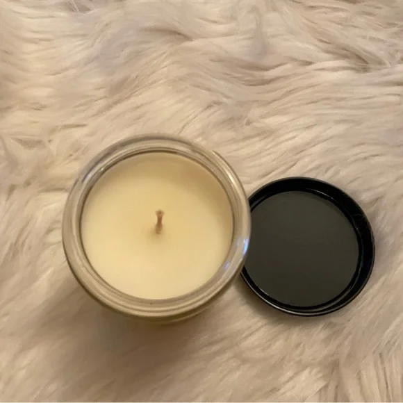 Bath & Body Works Cereal & Cartoons Candle - New - Picture 6 of 6